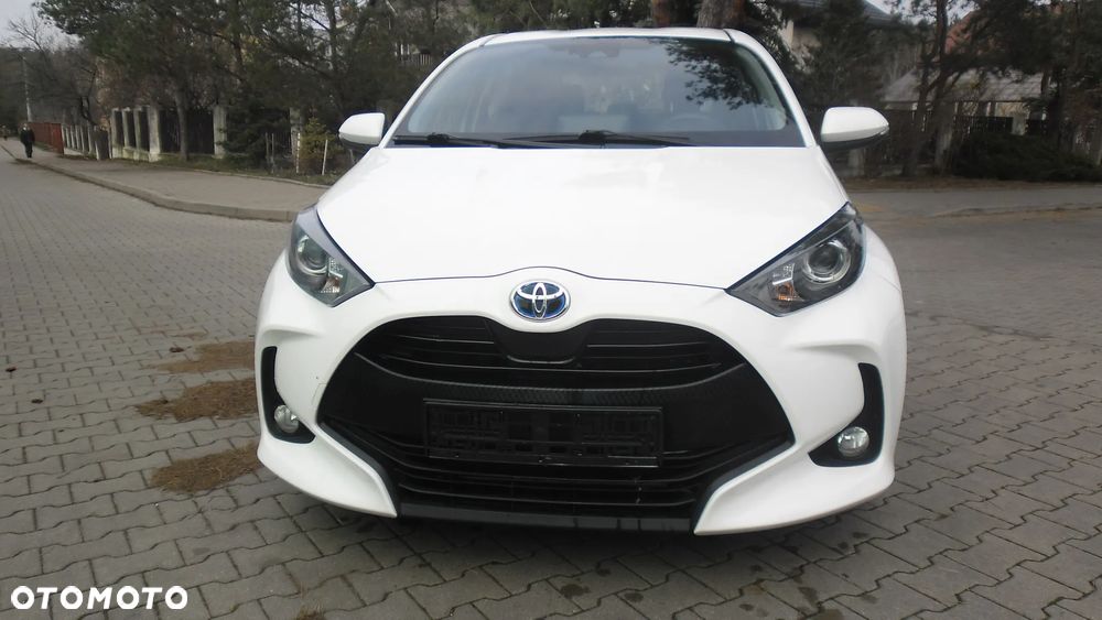 Toyota Yaris - 1