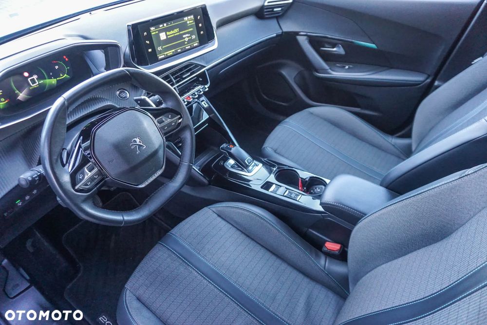 Peugeot 2008 1.2 PureTech Allure Pack S&S EAT8 - 26