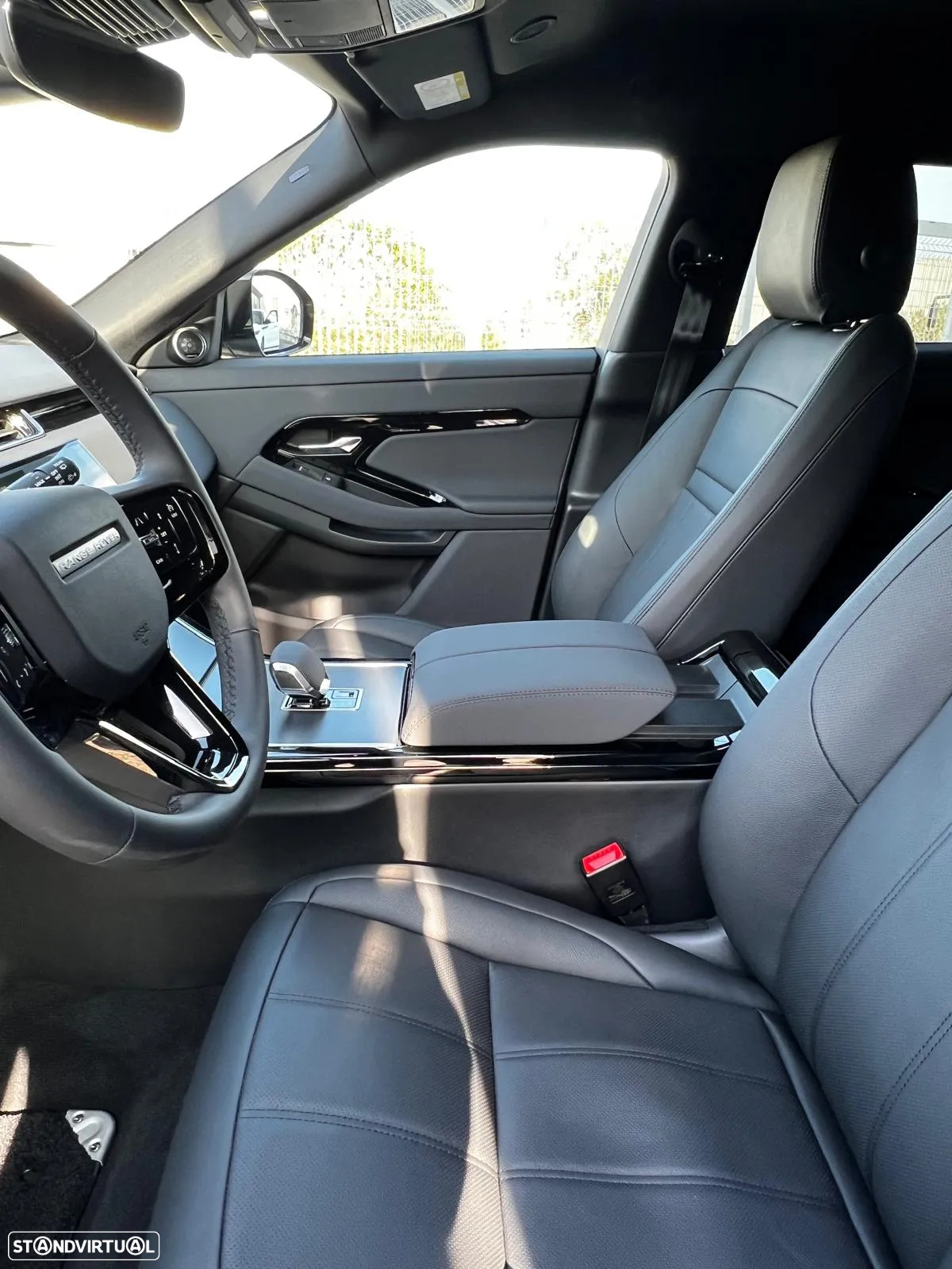 Land Rover Range Rover Evoque 1.5 P300e AWD Dynamic SE - 9