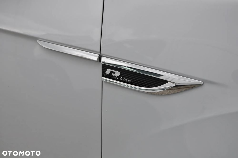 Volkswagen T-Roc 2.0 TDI SCR 4MOTION DSG R-Line - 11