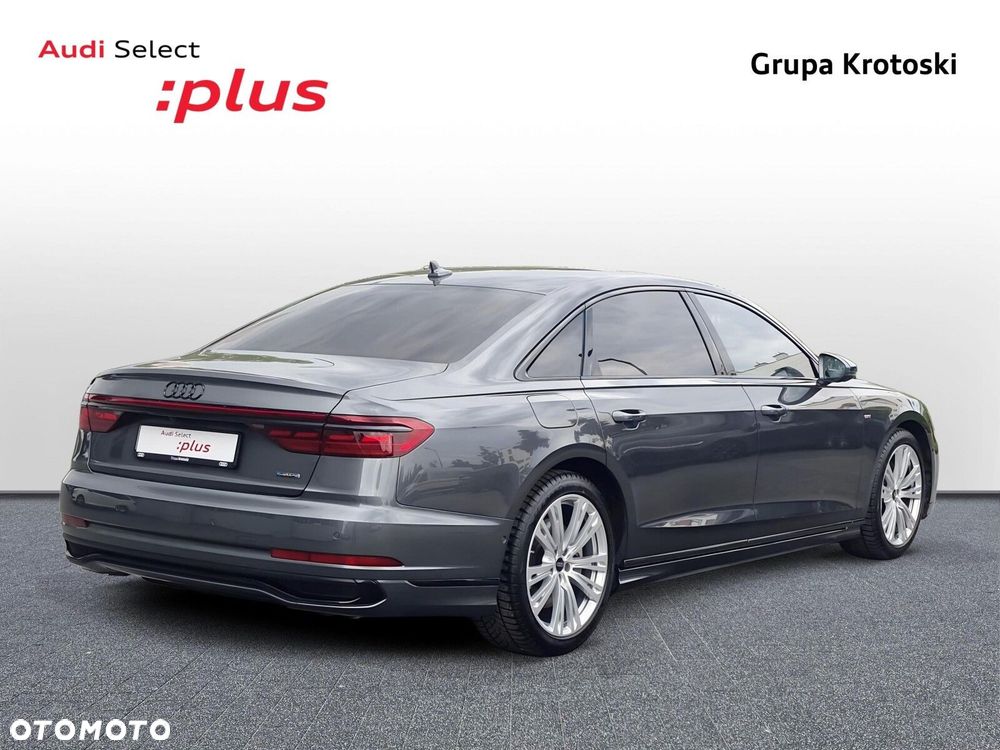 Audi A8 - 6