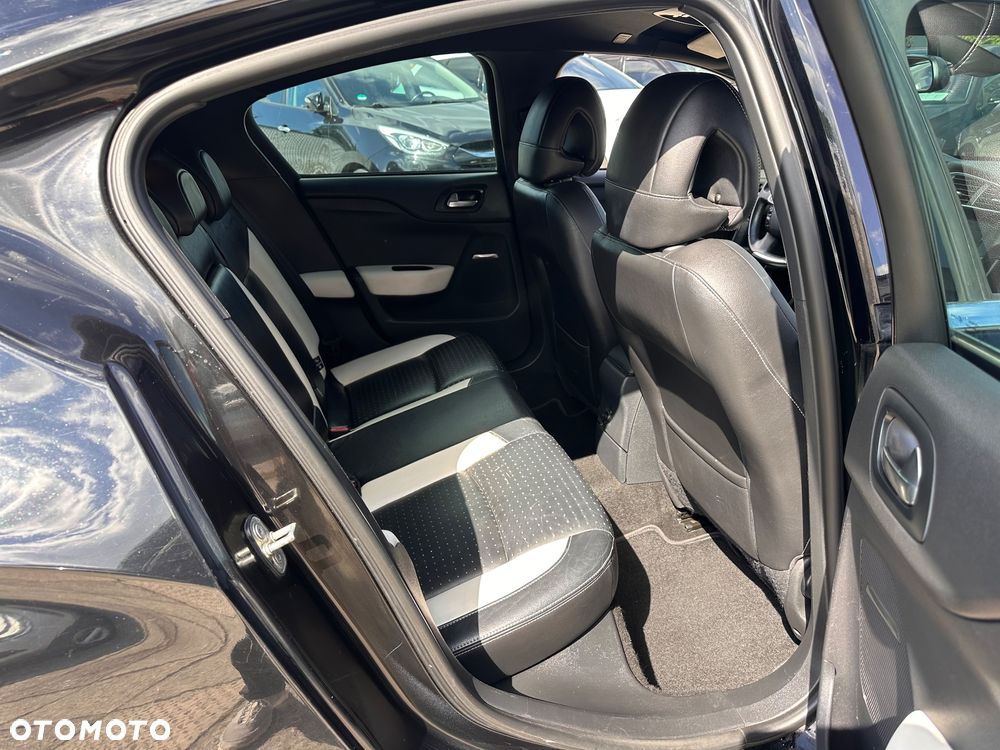 Citroën DS4 HDi 165 Pure Pearl - 20