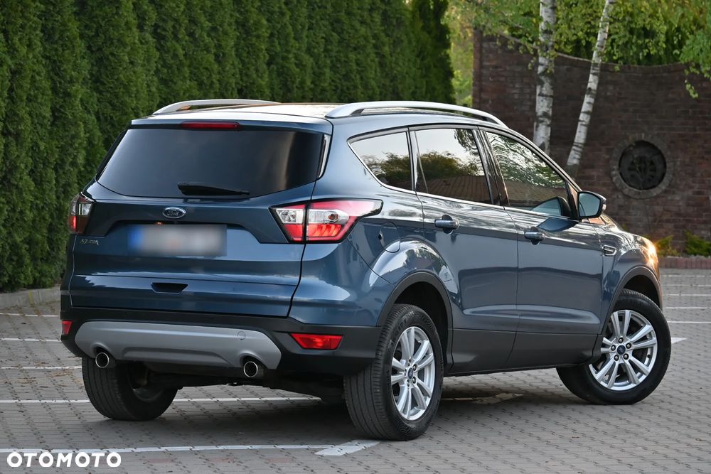 Ford Kuga 2.0 TDCi 4x2 Titanium - 10