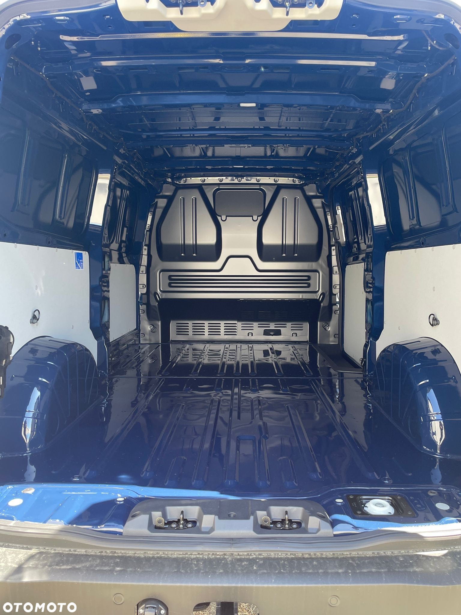 Volkswagen Transporter - 10