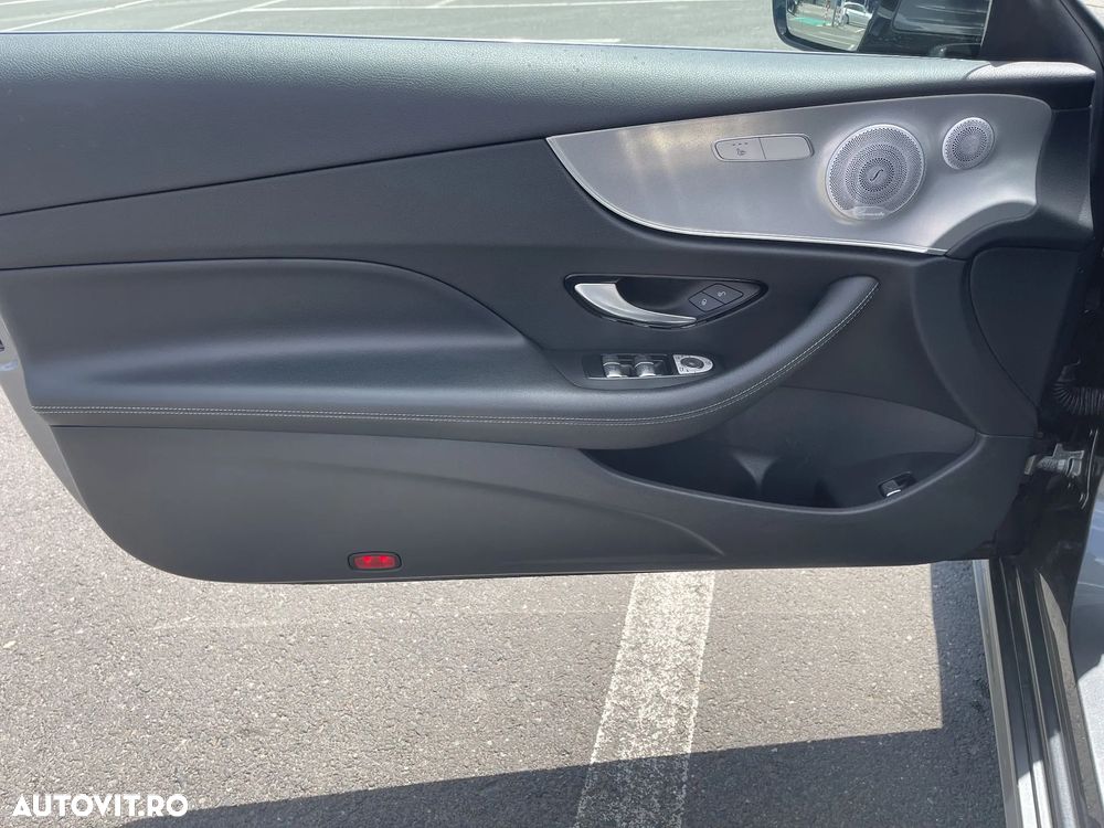 Mercedes-Benz E 220 d 4Matic 9G-TRONIC - 11