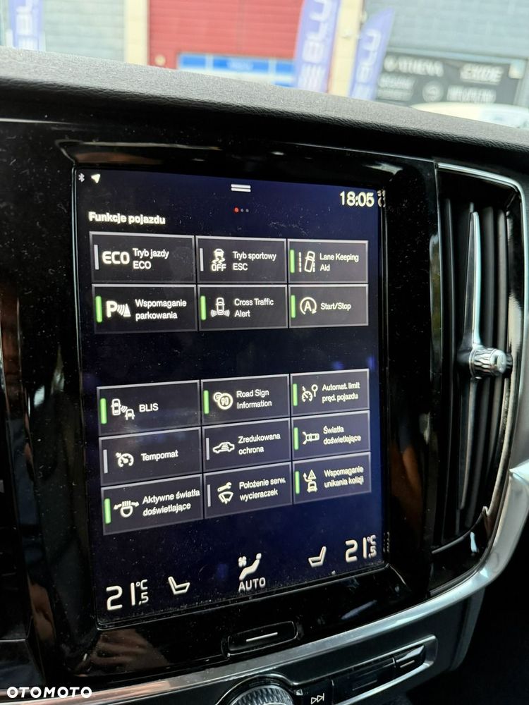 Volvo V90 T5 Geartronic Momentum - 17