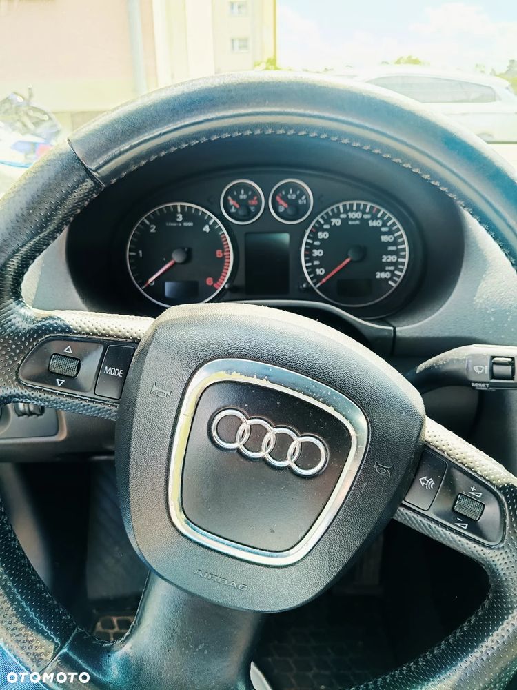 Audi A3 3-drzwiowe 2.0 TDI DPF Ambiente - 13
