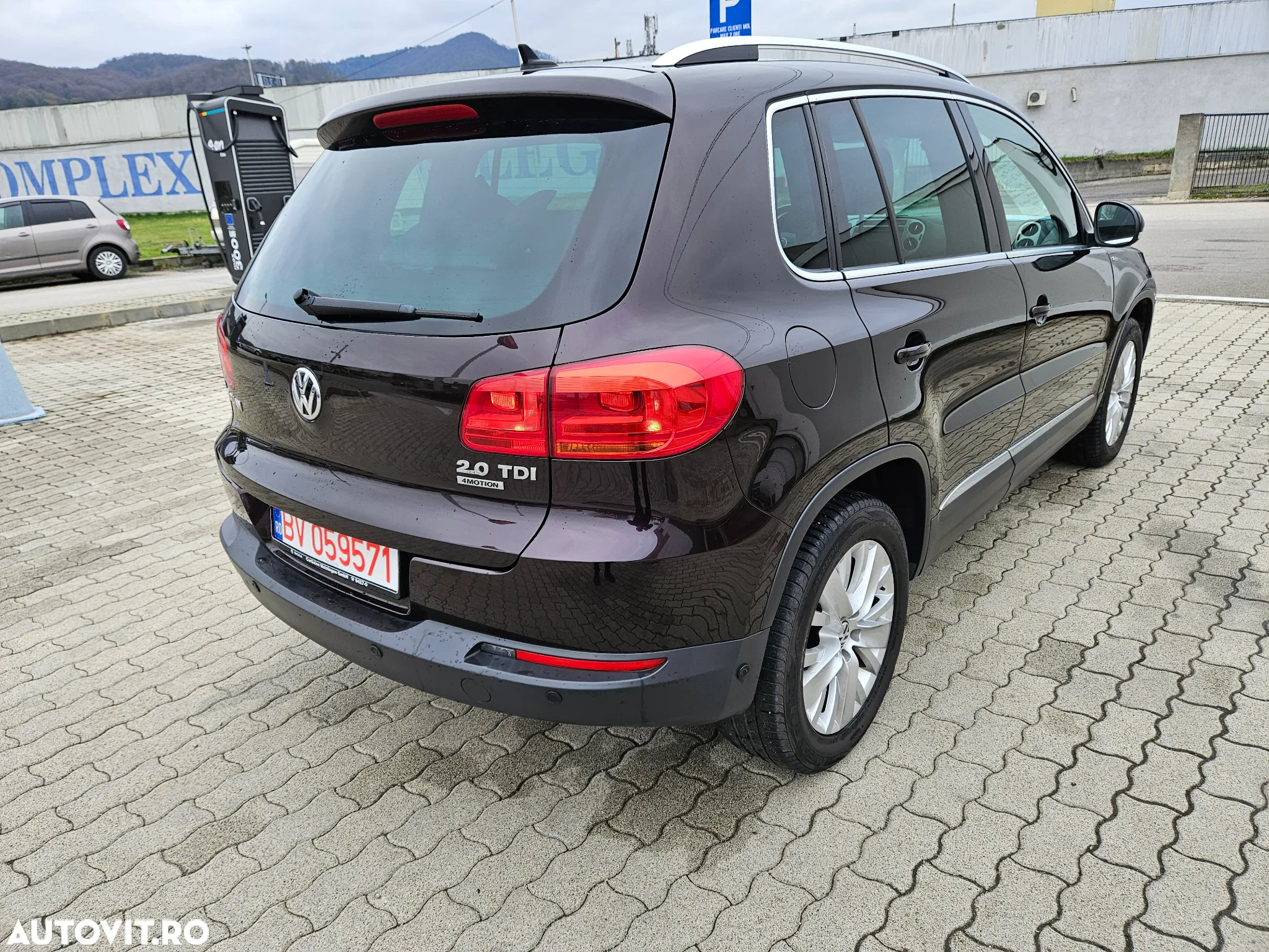 Volkswagen Tiguan 2.0 TDI DPF 4Motion BlueMotion Technology DSG Life - 6