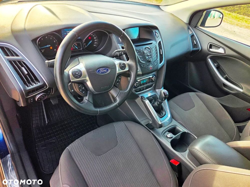 Ford Focus 1.6 Titanium - 23