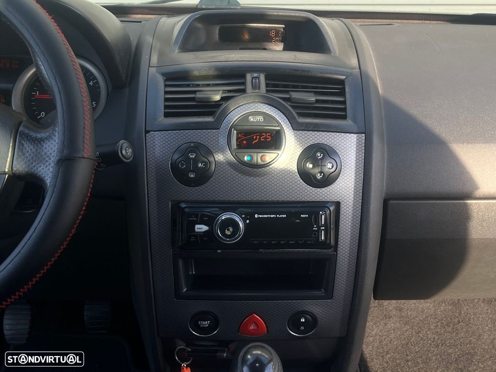 Renault Mégane Break 1.5 dCi C Dynamique - 10