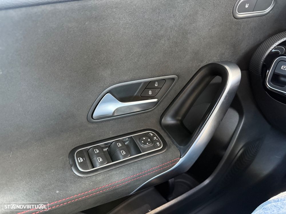 Mercedes-Benz A 180 7G-DCT AMG Line - 26
