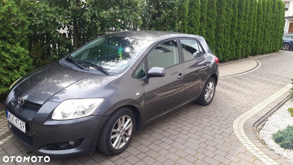 Toyota Auris 2.0 D-4D 2010 - 4
