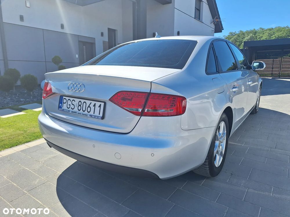 Audi A4 Limousine 2.0 TDI DPF Ambiente - 9