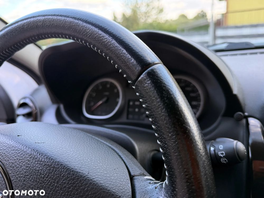 Dacia Duster 1.6 16V 105 4x2 Prestige - 16