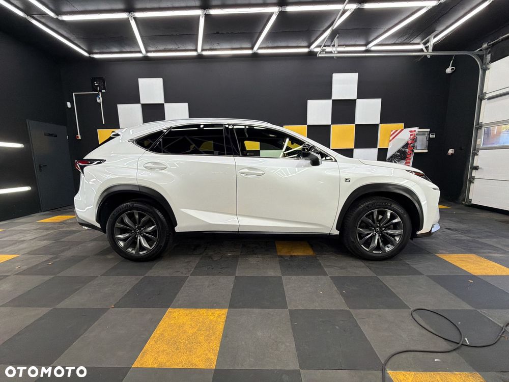 Lexus NX - 2