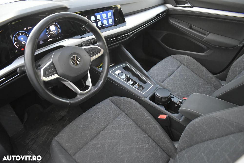 Volkswagen Golf 1.0 eTSI DSG MHEV Life - 7