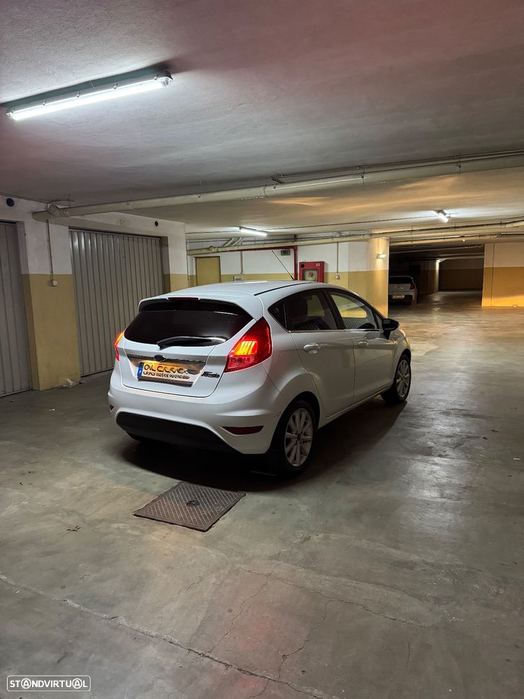 Ford Fiesta 1.0 EcoBoost Titanium - 22