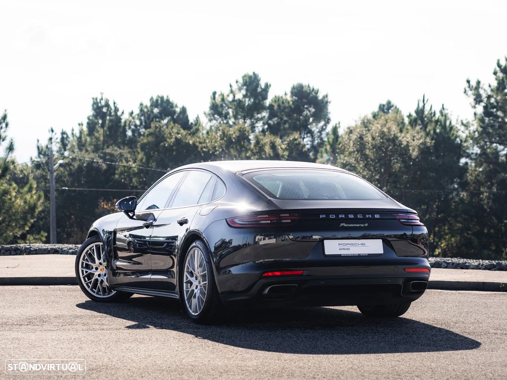 Porsche Panamera 4 E-Hybrid - 5