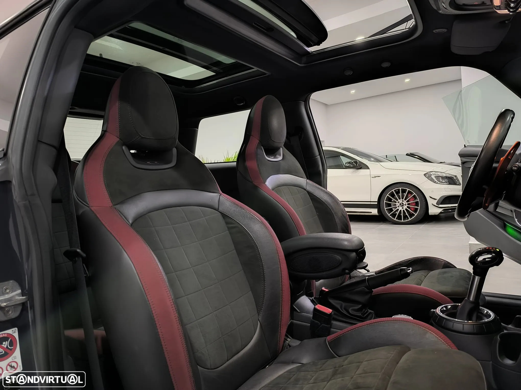MINI 3 Portas John Cooper Works Sport Aut. - 29
