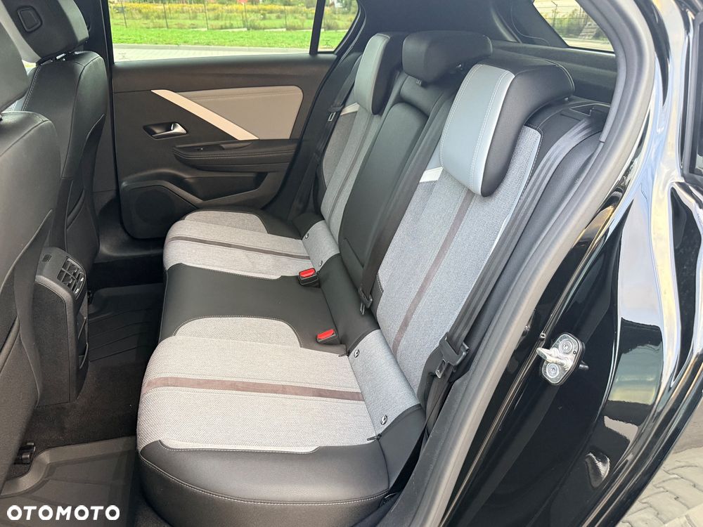 Opel Astra 1.5 CDTI Ultimate S&S - 28