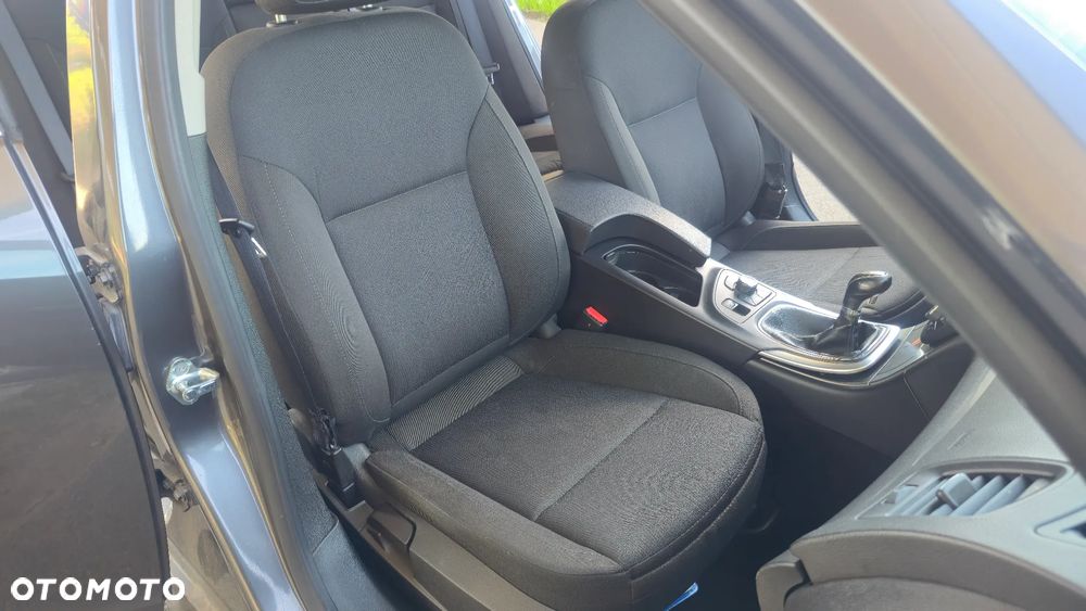 Opel Insignia 1.6 - 20