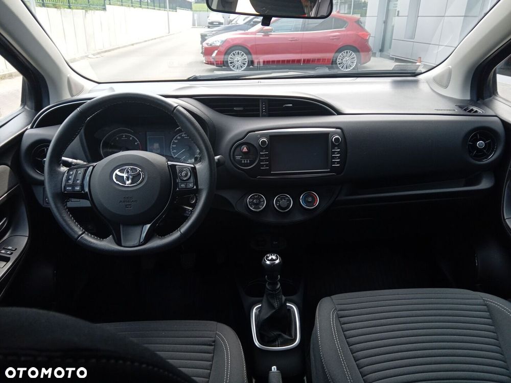 Toyota Yaris - 15