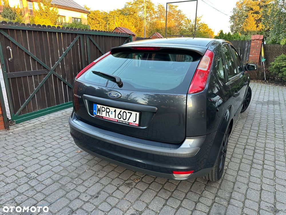 Ford Focus - 9