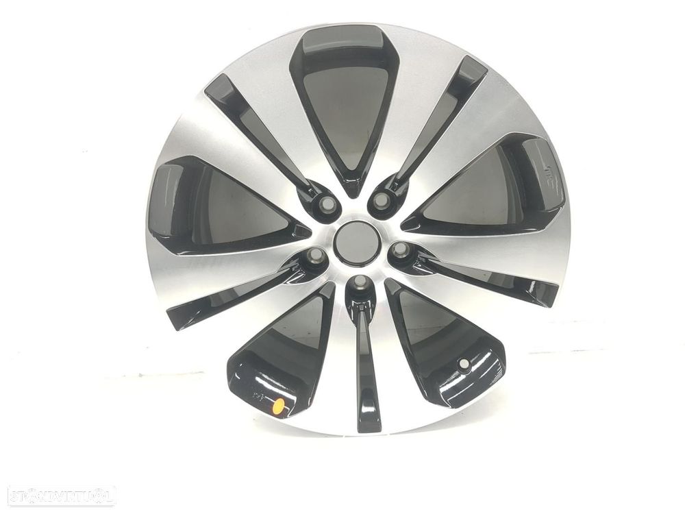 PNEU KIA SPORTAGE SL - 1