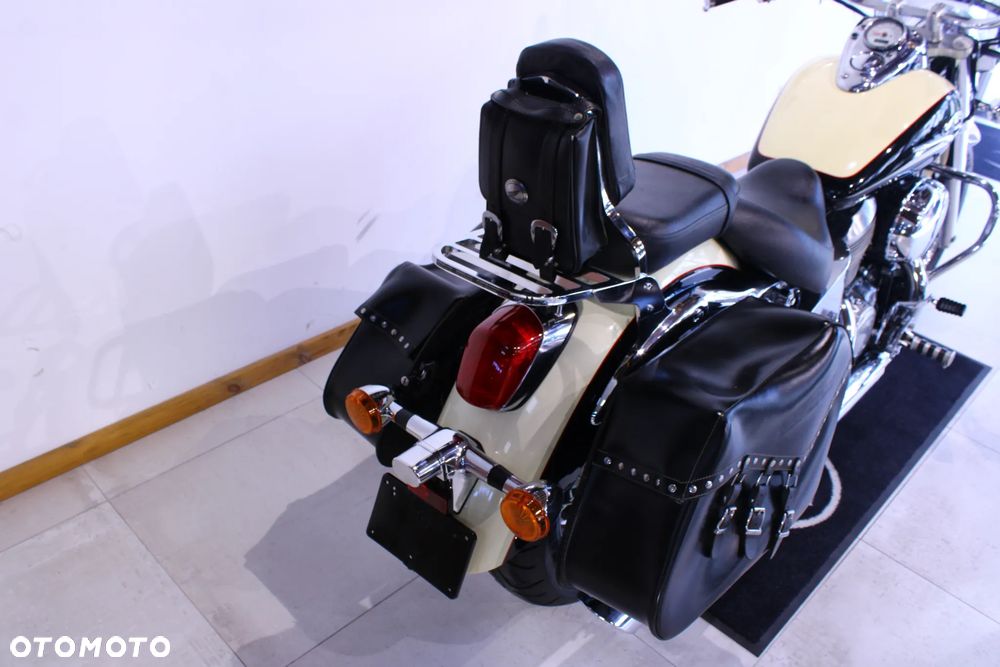 Honda Shadow - 16