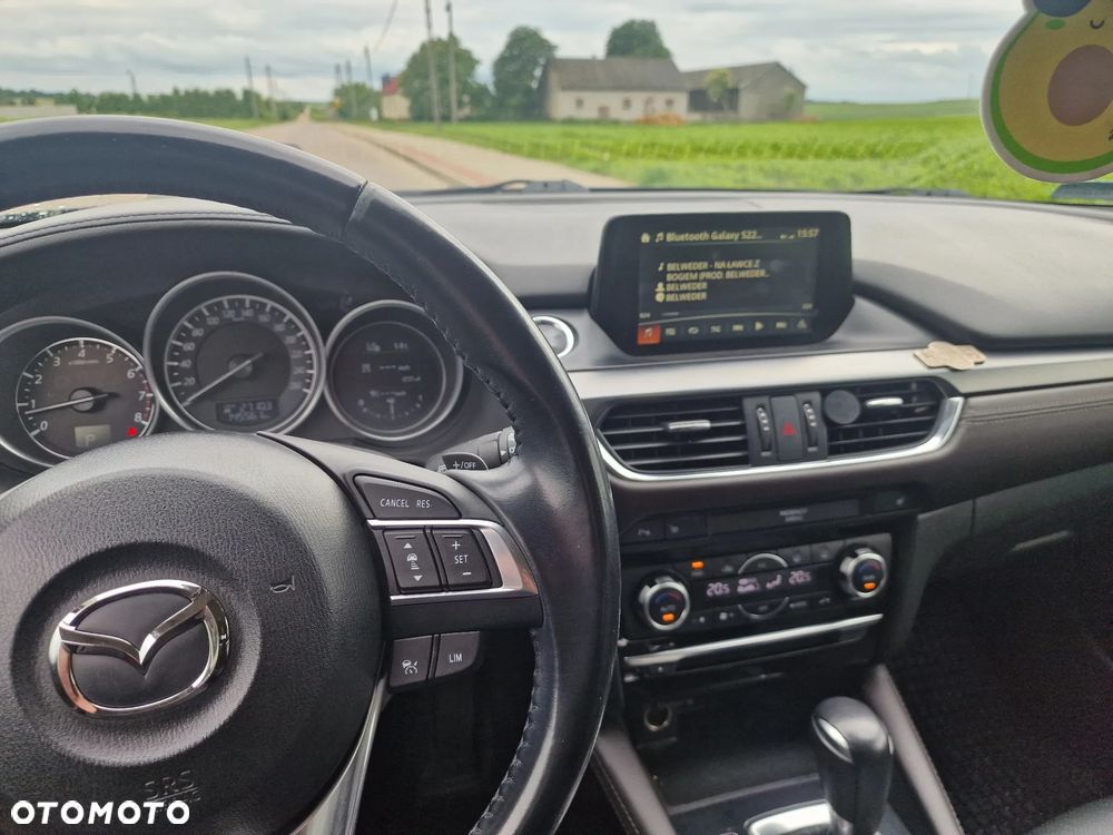 Mazda 6 - 8