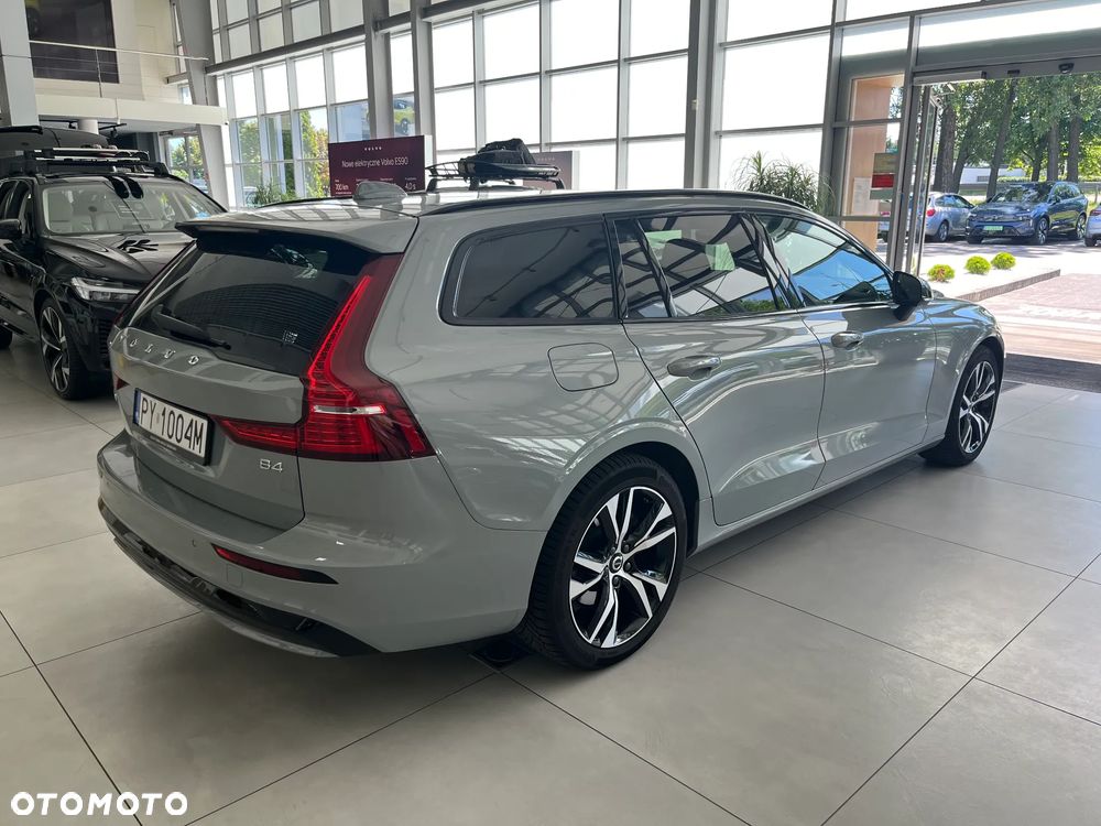 Volvo V60 B4 B Plus Dark - 6