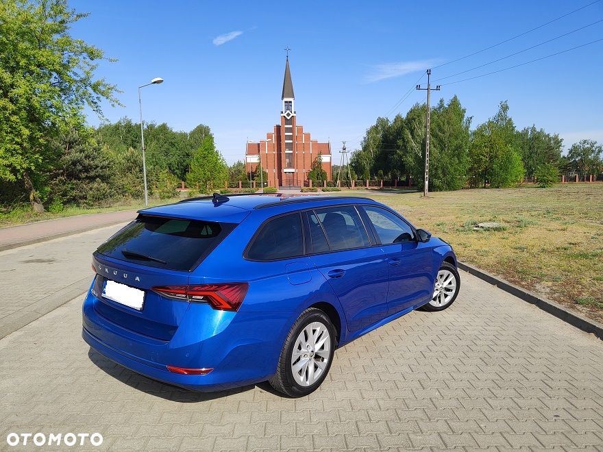 Skoda Octavia 2.0 TDI SCR Ambition DSG - 4