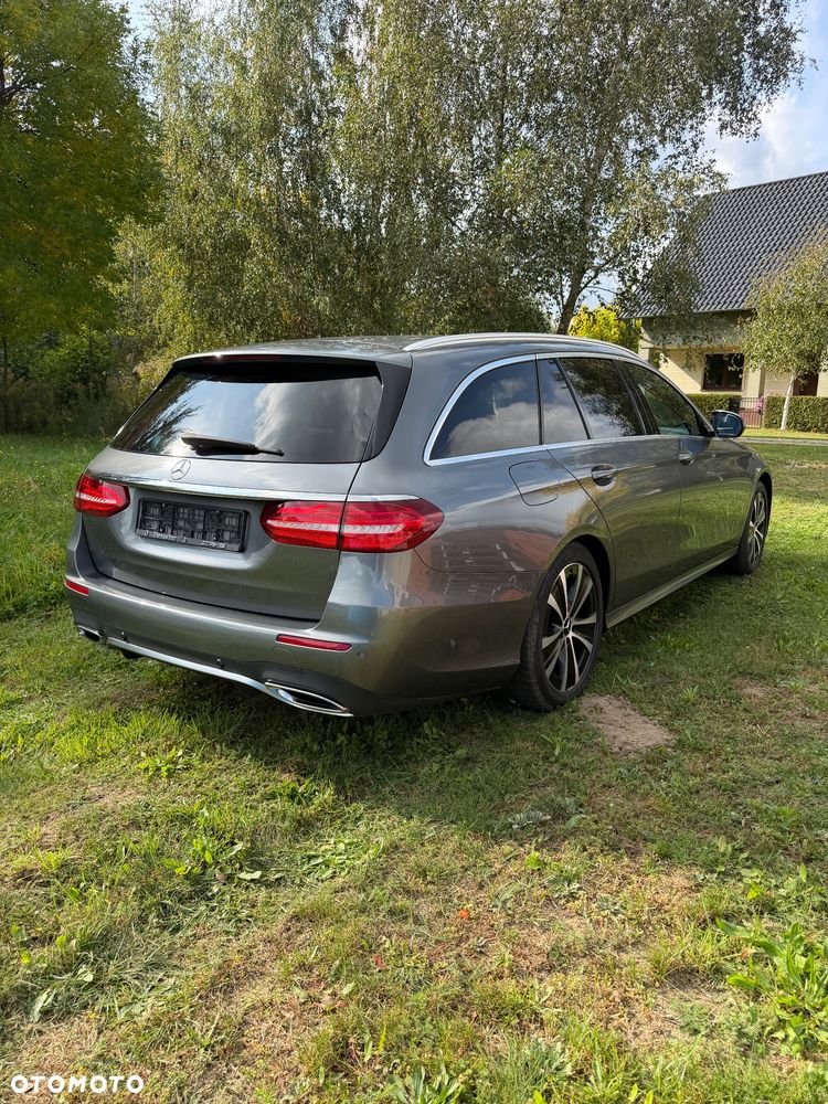 Mercedes-Benz Klasa E 300 d 9G-TRONIC AMG Line - 4