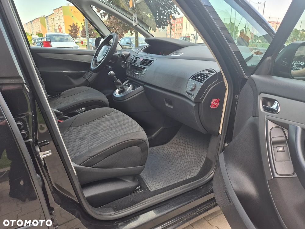 Citroën C4 Picasso 1.6 HDi Impress - 12