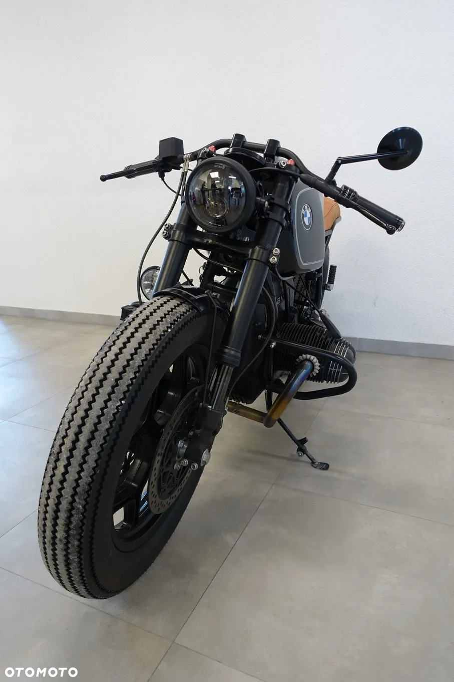 BMW R - 26