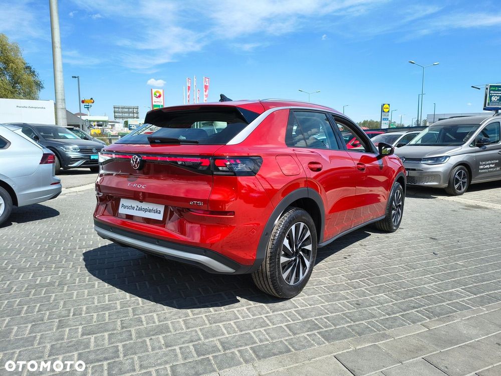 Volkswagen T-Roc - 5