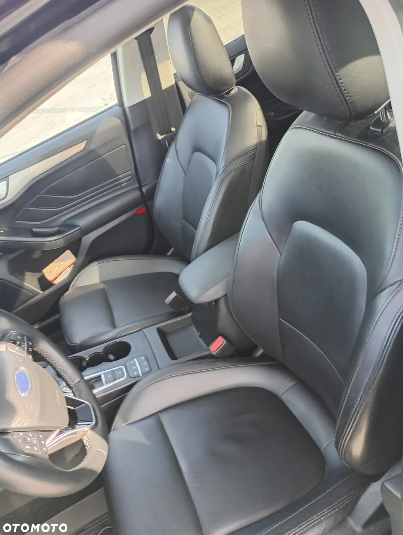 Ford Focus 1.0 EcoBoost Titanium Business - 14