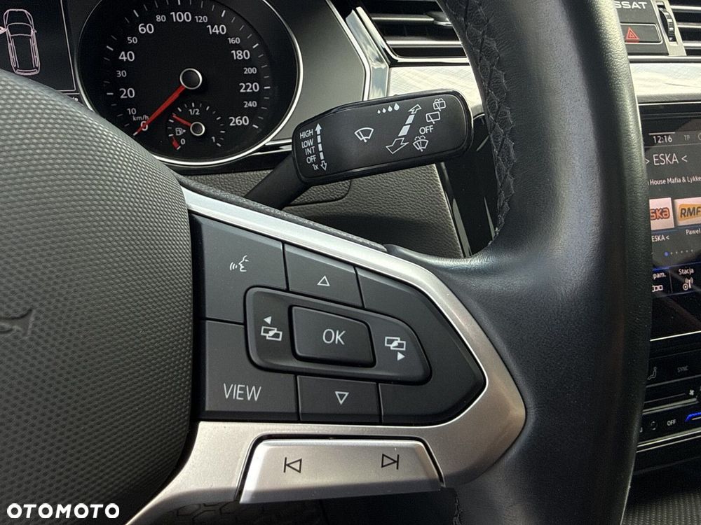 Volkswagen Passat Variant 2.0 TDI EVO Business - 17