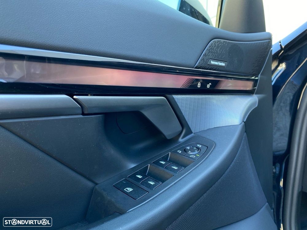 BMW i5 eDrive40 Pack Desportivo M - 16