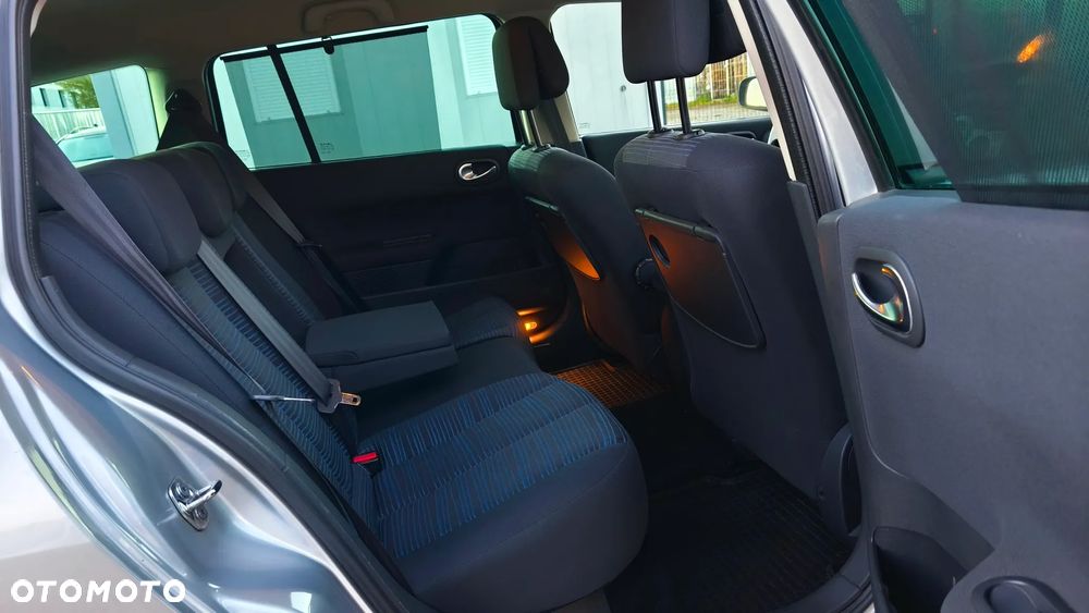 Renault Megane - 32