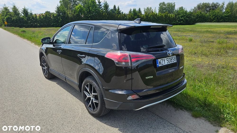 Toyota RAV4 2.0 D-4D Premium 4x2 - 6