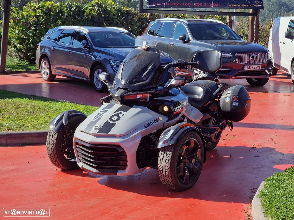 Bombardier CAN AM SPYDER F3S - 1