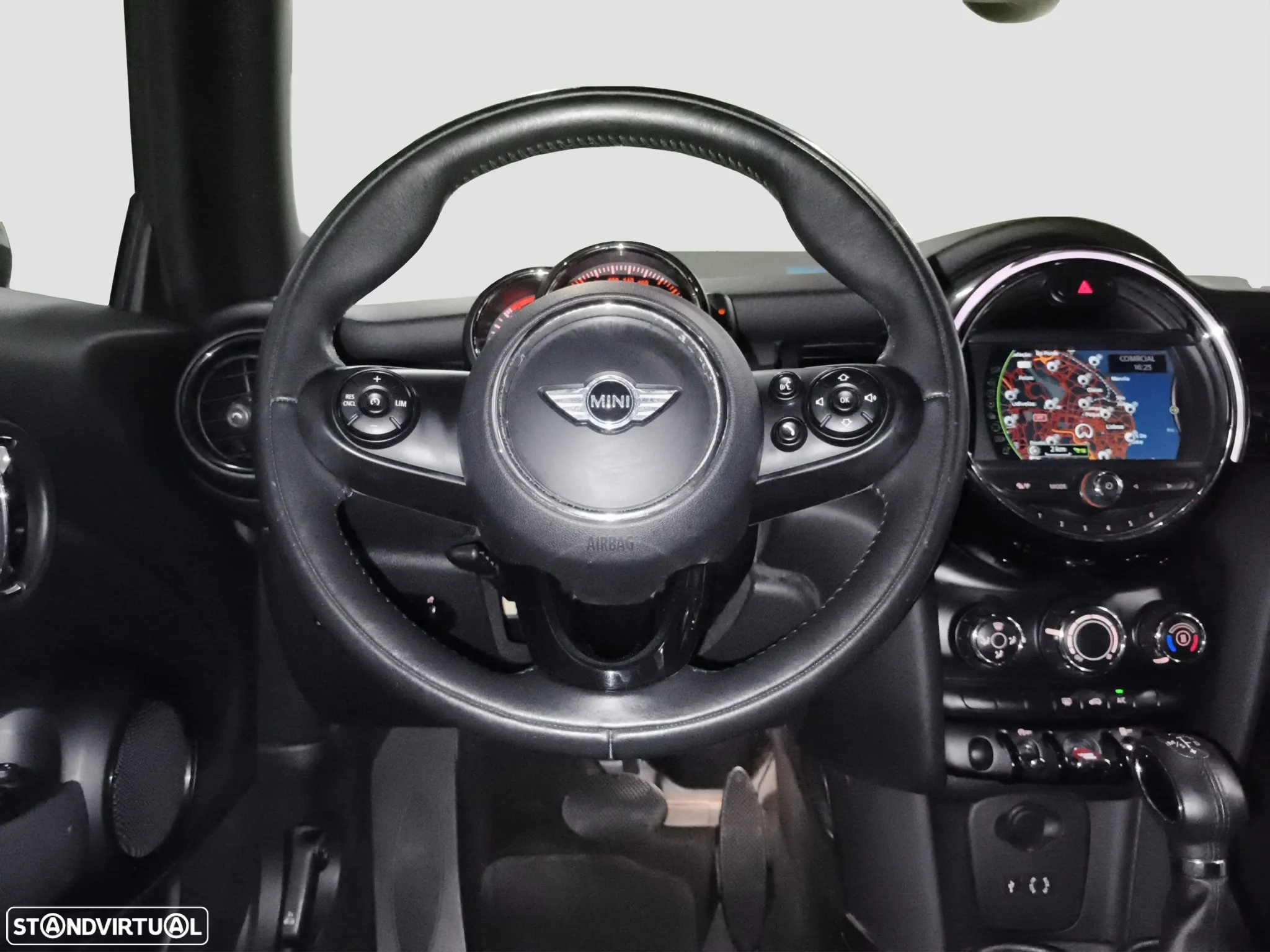 MINI Cabrio Cooper Auto - 10