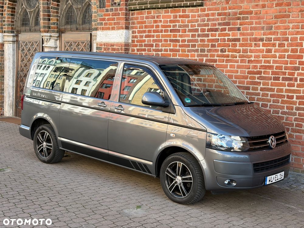 Volkswagen Multivan - 23