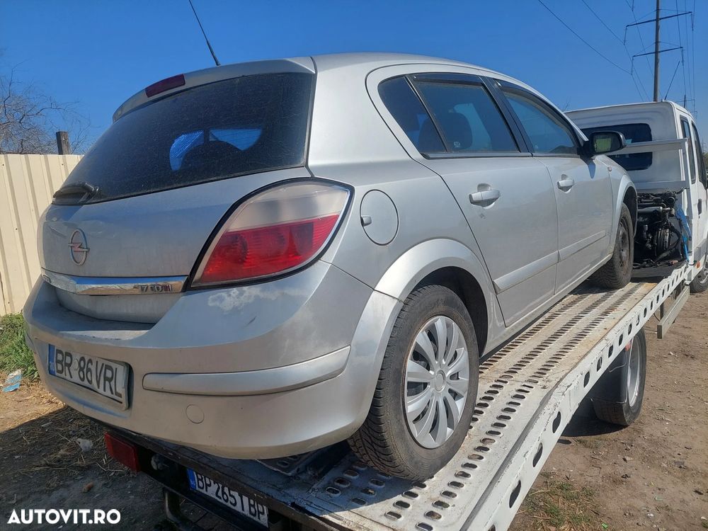 Dezmembrez Opel Astra H 1.7Diesel 74kw - 2