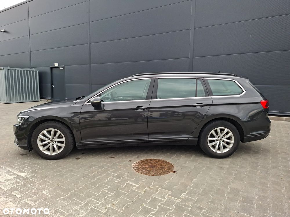 Volkswagen Passat Variant 2.0 TDI EVO Business DSG - 11