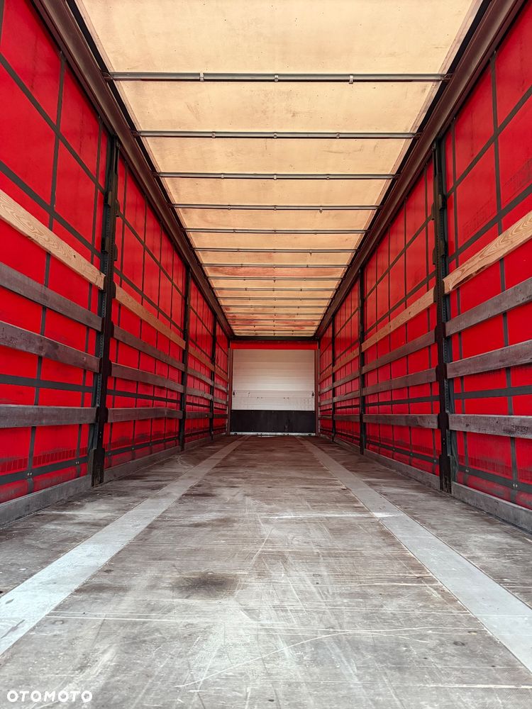 Schwarzmuller S1 - 18