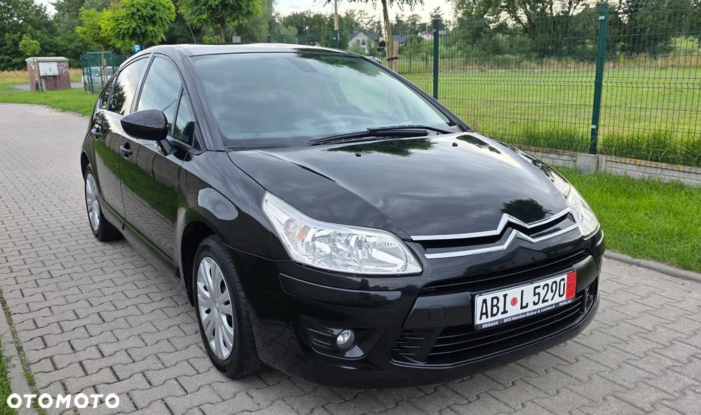 Citroën C4 1.4 16V Advance - 6