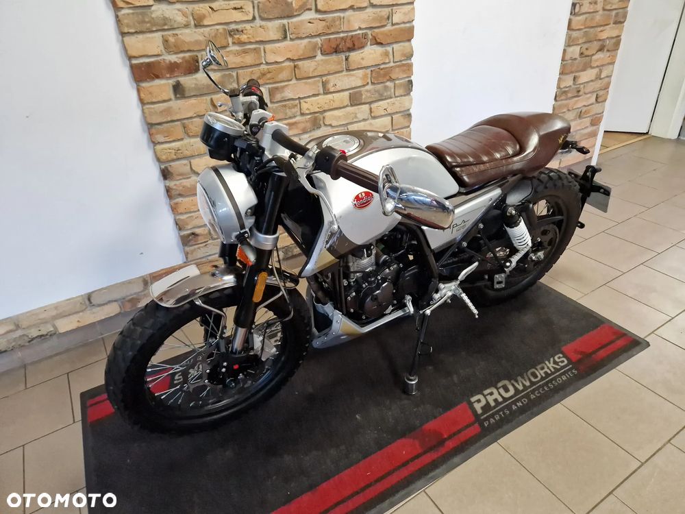 Mondial HPS 125 - 5
