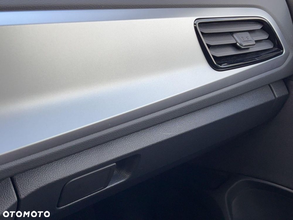 Volkswagen T-Roc 1.5 TSI Life DSG - 25